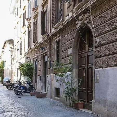 Casa E Per Vacanze Fienaroli 36 Rome